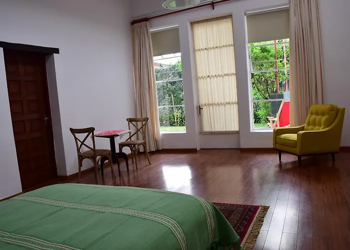 La Casa De Las Magnolias *