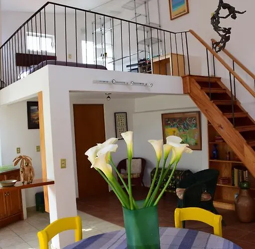 La Casa De Las Magnolias