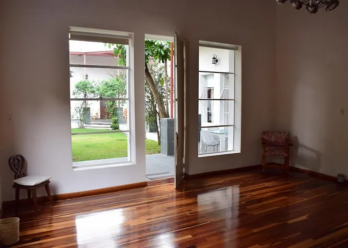 La Casa De Las Magnolias *