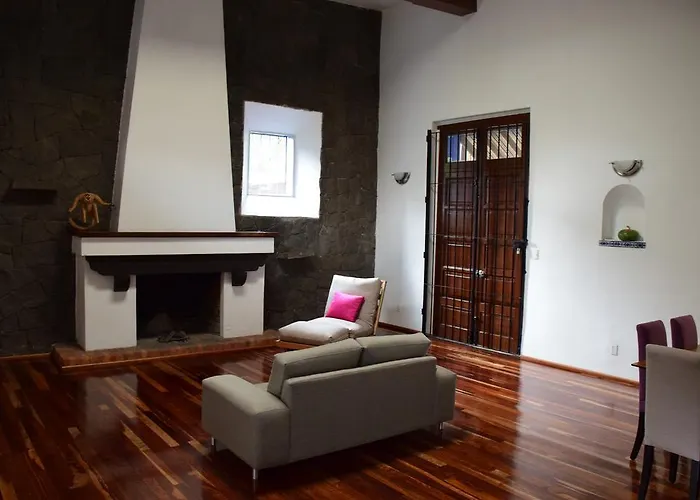 La Casa De Las Magnolias